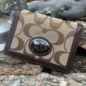 Coach Small Bifold Bn/Pk Wallet.